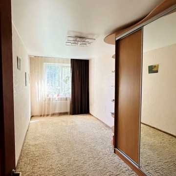Сергія Амброса вул., 12