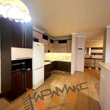Червоної Калини просп., (Будинок 1)