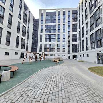 Данила Галицького вул., (Будинок)