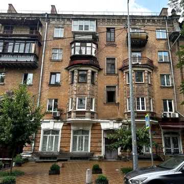 Микільсько-Ботанічна вул., 7/9
