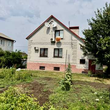 Зарічна вул.