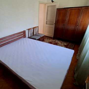 Бреуса вул., 18