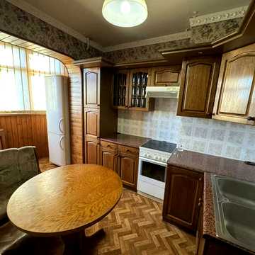 Князя Володимира Великого просп., 104