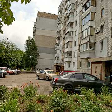 Нижня Горова вул., 64