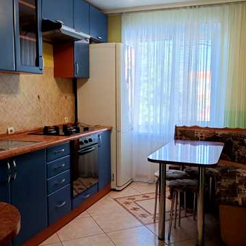 Миру просп., 72
