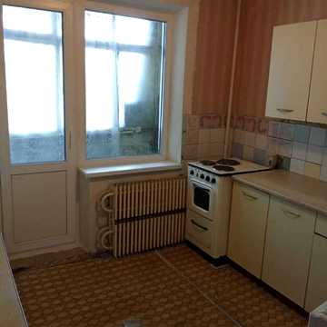 Героїв просп., 30