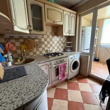 Владислава Бувалкіна вул. (Бочарова Генерала), 8