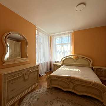 Велика Васильківська вул. (Червоноармійська), 84/20