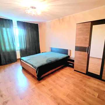 Балтійський пров., 5
