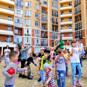 Аркадійське плато вул. (Гагаринське плато), 9