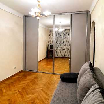 Марії Приймаченко бульв. (Академіка Ліхачова), 6