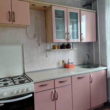 Нескорених вул. (Героїв Праці), 12е