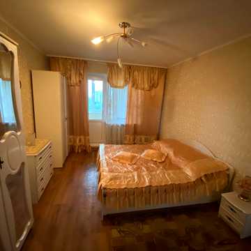Володимира Івасюка просп. (Героїв Сталінграду), 42
