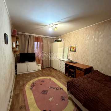 Познанська вул., 8Б