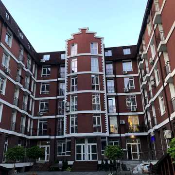 Дмитра Луценка вул., 2-В