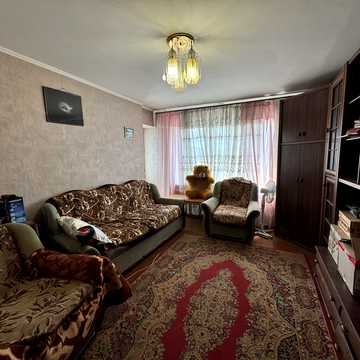 Романа Шухевича вул. (Курчатова), 2