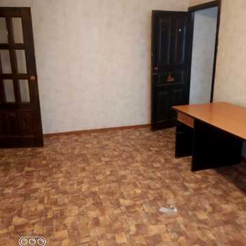 Борщагівська вул., 16