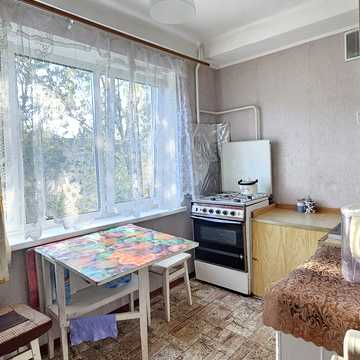 Воскресенський просп. (Перова), 18-Б