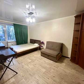 Академіка Заболотного вул., 18