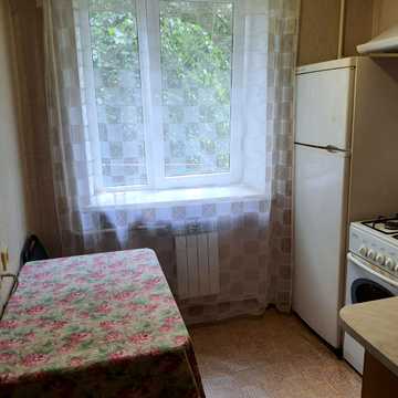 Леся Курбаса просп., 9-Б