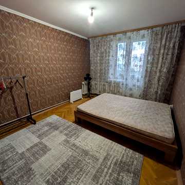 Павла Тичини просп., 10