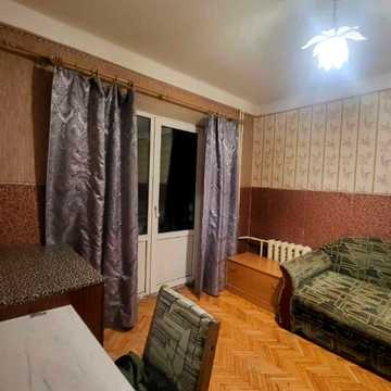 Андрія Малишка вул., 17