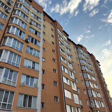 Рівненська вул., 12-Б