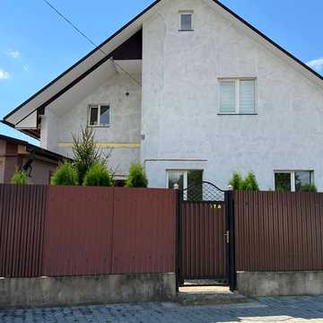 Межиріцька, 22