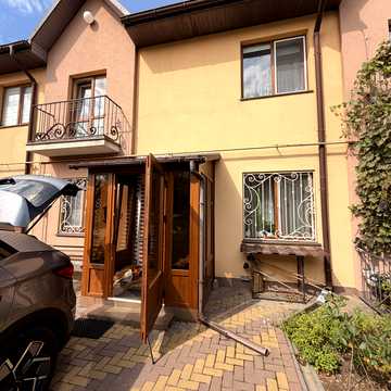Героя України Дмитра Крамара вул., 1-С