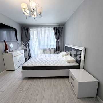 Квіткова вул. (Богуна), 63