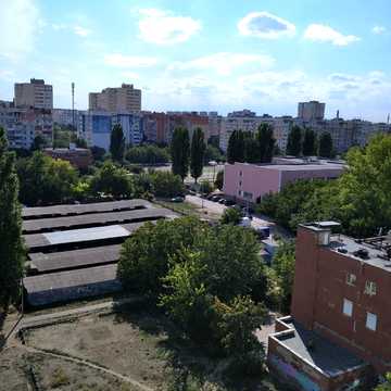 Владислава Бувалкіна вул. (Бочарова Генерала), 71
