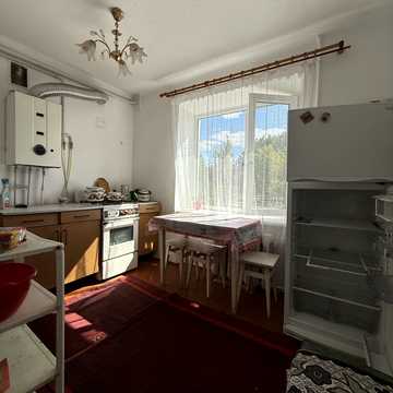 Михайла Грушевського вул., 178