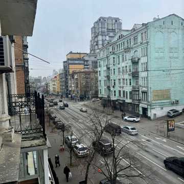 Саксаганського вул., 81