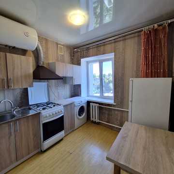 Слобожанський просп. (ім. газети Правда), 11