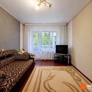 Василя Симоненка вул., 4