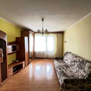 Лариси Руденко вул., 10-Б