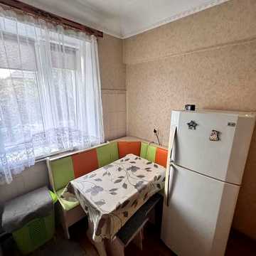 Черепанова вул., 4