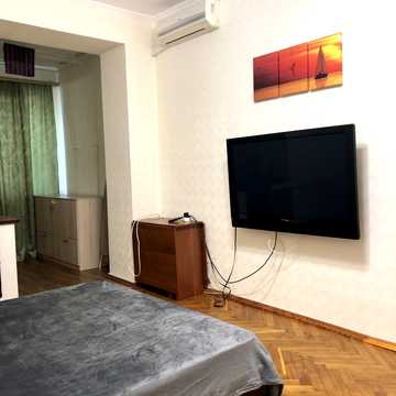 Краківська вул., 6
