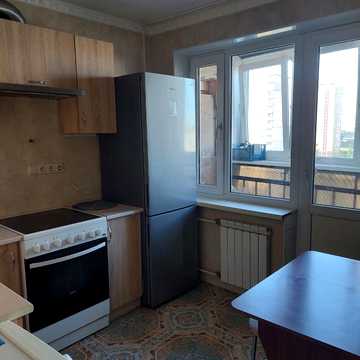 Героїв Дніпра вул., 38-Б
