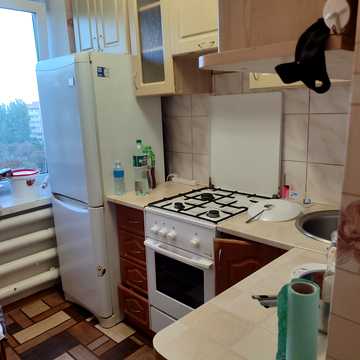 Генерала Безручка вул., 5