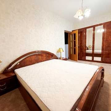 Панаса Мирного вул., 27