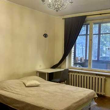 Василя Тютюнника вул. (Анрі Барбюса), 22-26