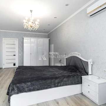Срібнокільська вул., 1