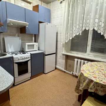 Богдана Хмельницького просп. (Героїв Сталінграда), 109