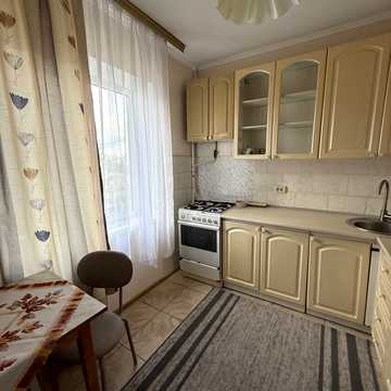 Ентузіастів вул., 31