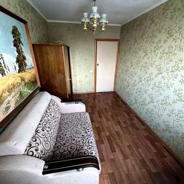Володимира Івасюка просп. (Героїв Сталінграду), 28