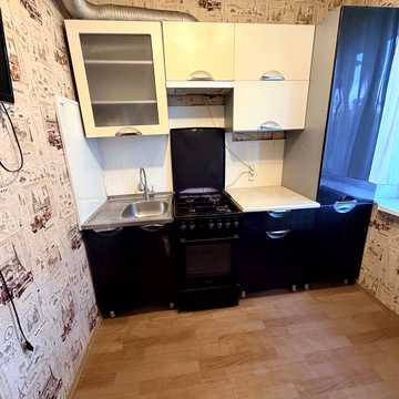 Богдана Хмельницького вул., 27