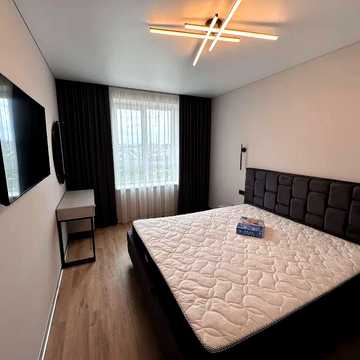 Запорізьке шосе, (Будинок 12)