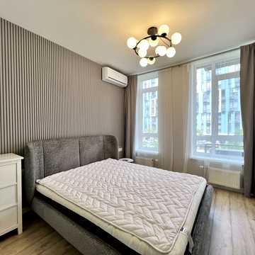 Тадея Рильського бульв., 3