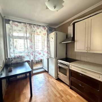 Антоновича вул. (Горького), 102